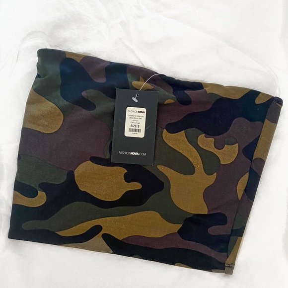 Fashion Nova bandeau crop top!! - Picture 2 of 5